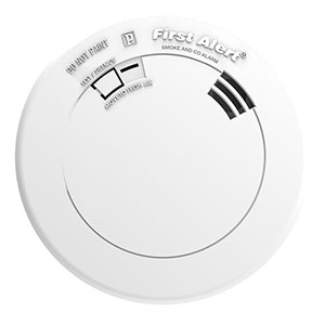 First Alert Compact 10 Year Combo Photoelectric Smoke and Carbon Monoxide Alarm with Voice and Location Feature - PRC710V (1039871)